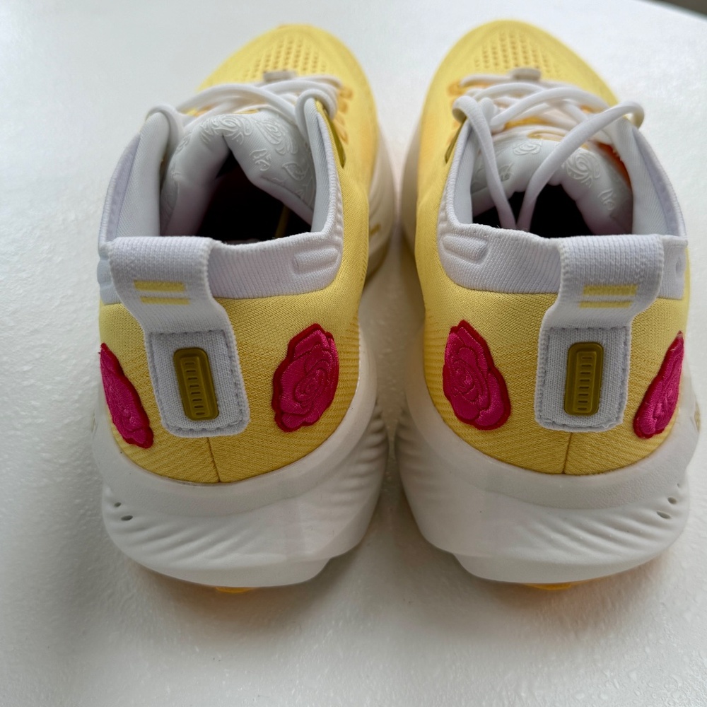 Brooks runDisney Belle Running Shoe - Picture 3 of 4